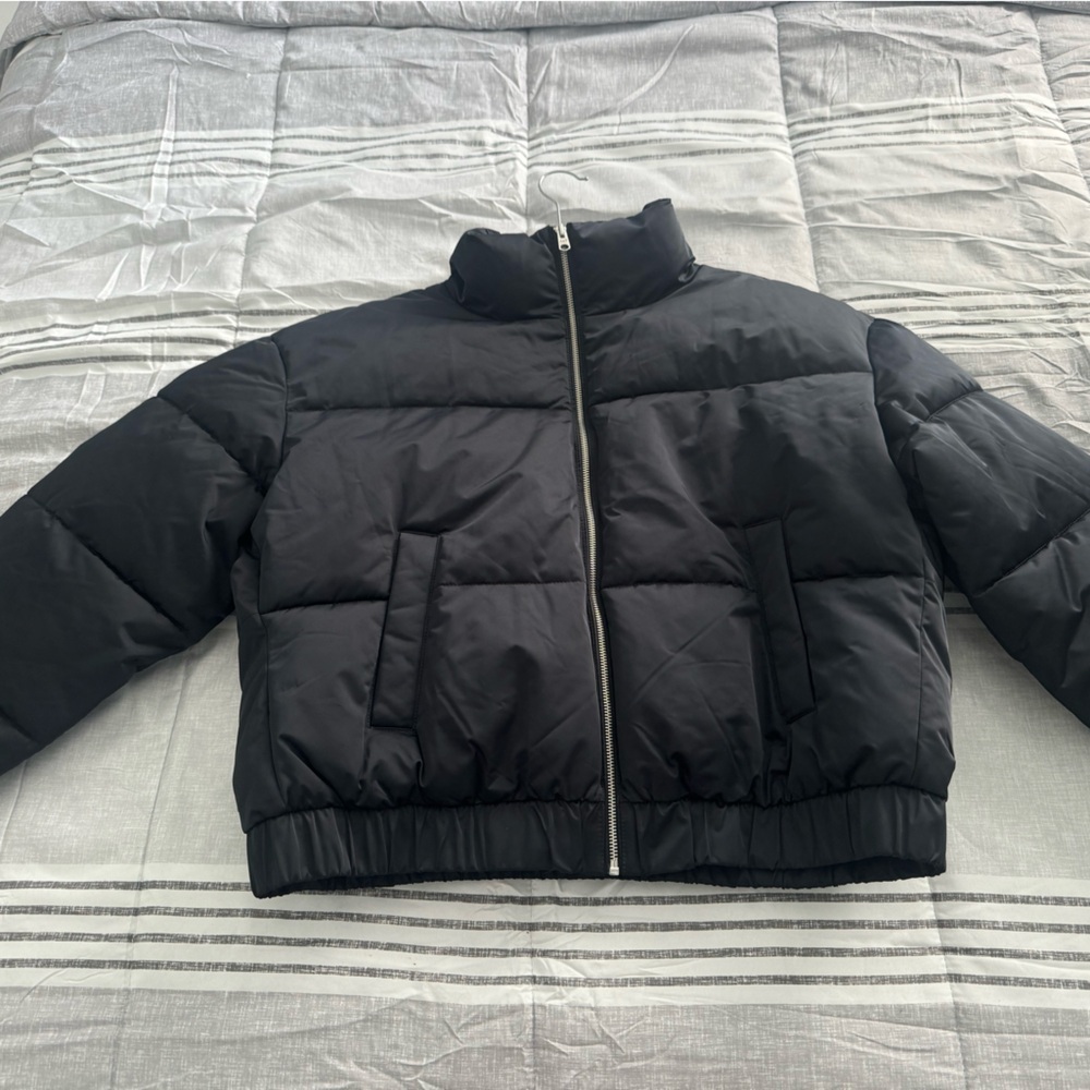 NEW ABERCROMBIE & FITCH BLACK PUFFER JACKET SIZE LARGE